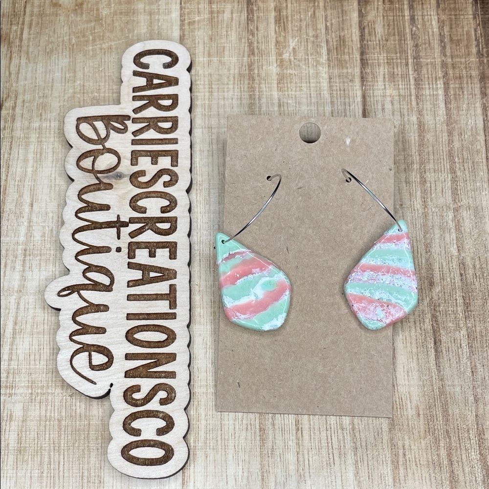 Handmade Teardrop Earrings in Mint Green and Coral